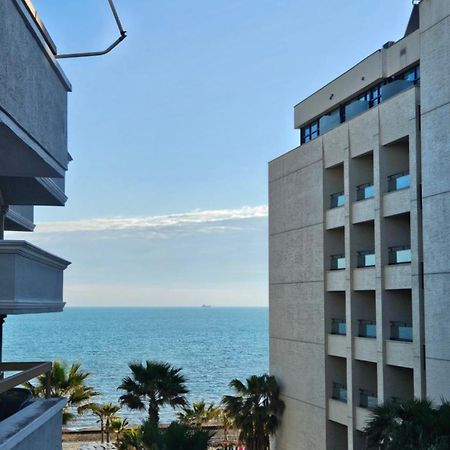 דירות Sea View Apartament. Luxury Area In Durres Beach. מראה חיצוני תמונה