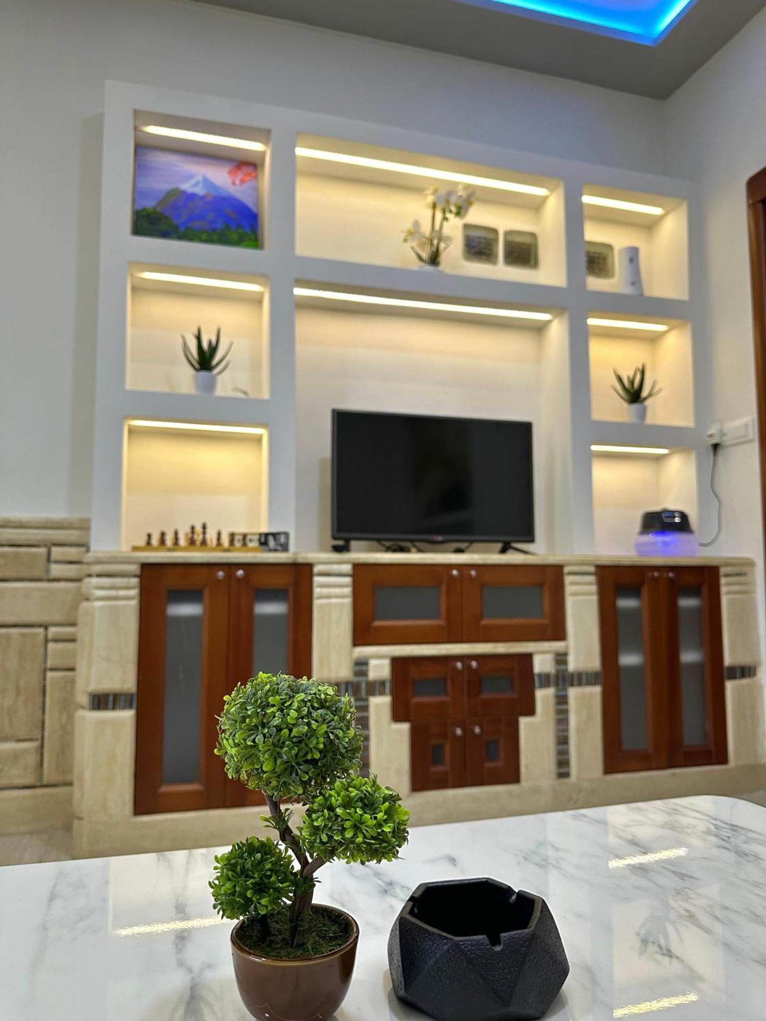 דירות Sea View Apartament. Luxury Area In Durres Beach. מראה חיצוני תמונה