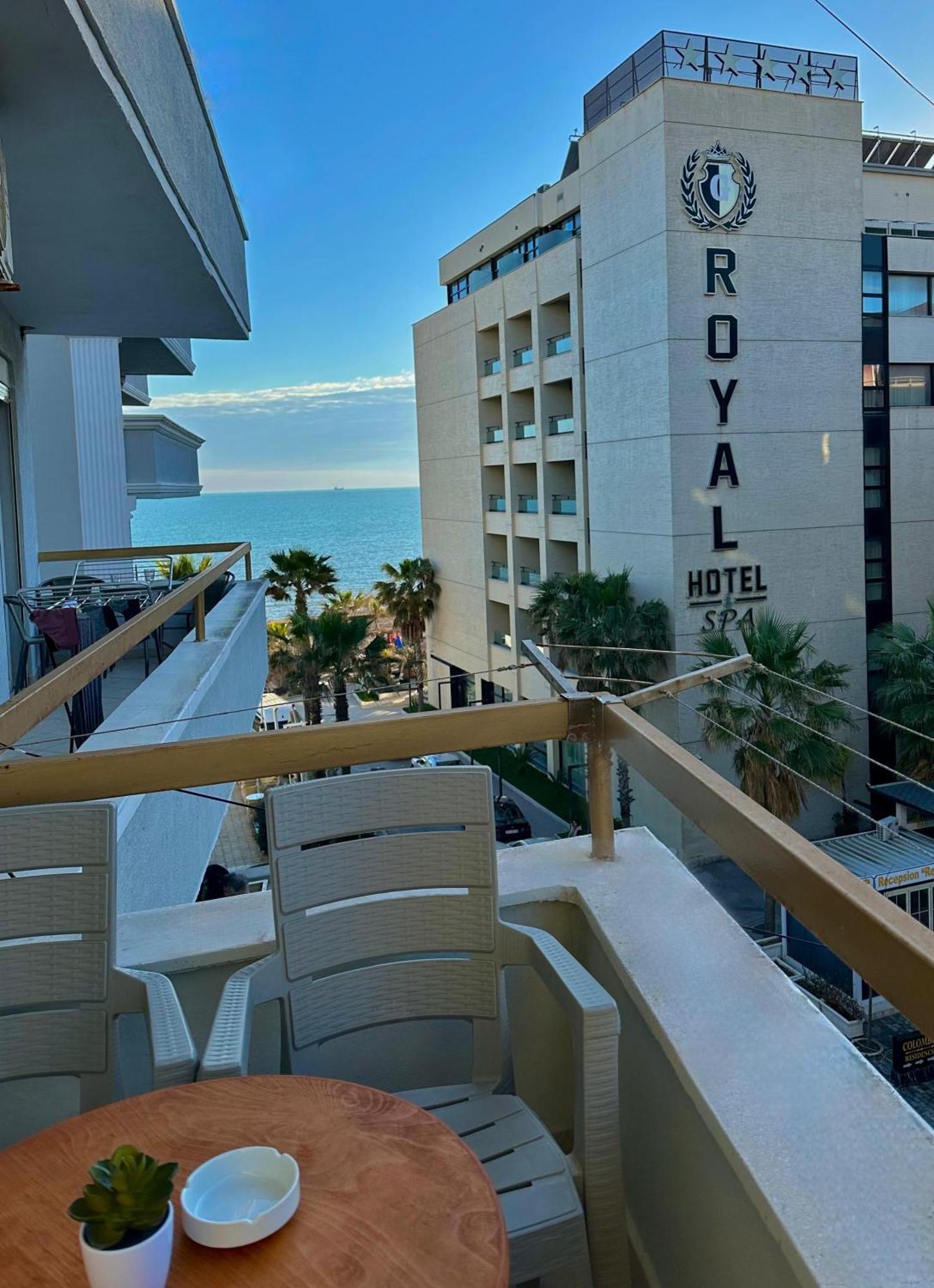 דירות Sea View Apartament. Luxury Area In Durres Beach. מראה חיצוני תמונה
