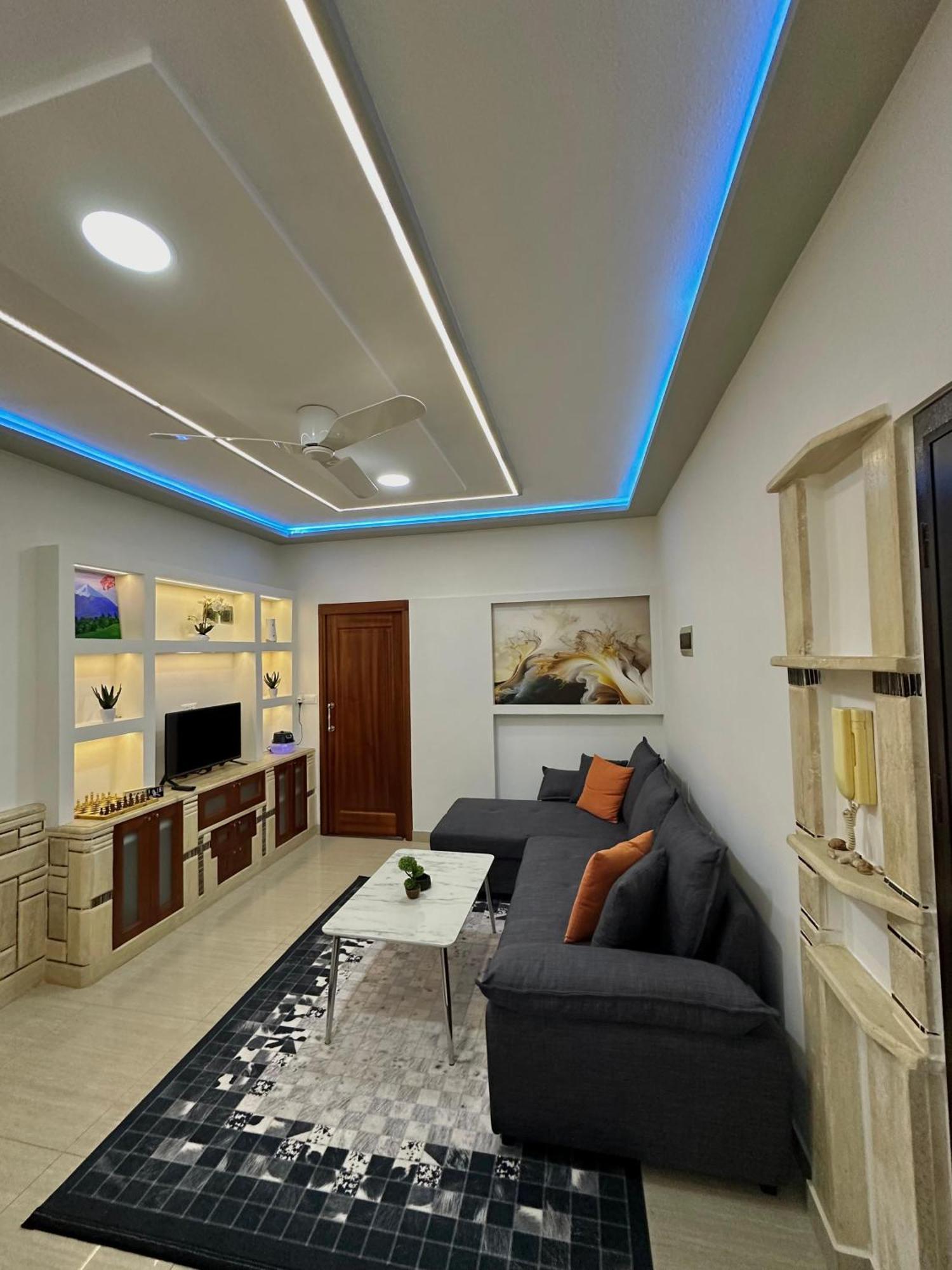 דירות Sea View Apartament. Luxury Area In Durres Beach. מראה חיצוני תמונה